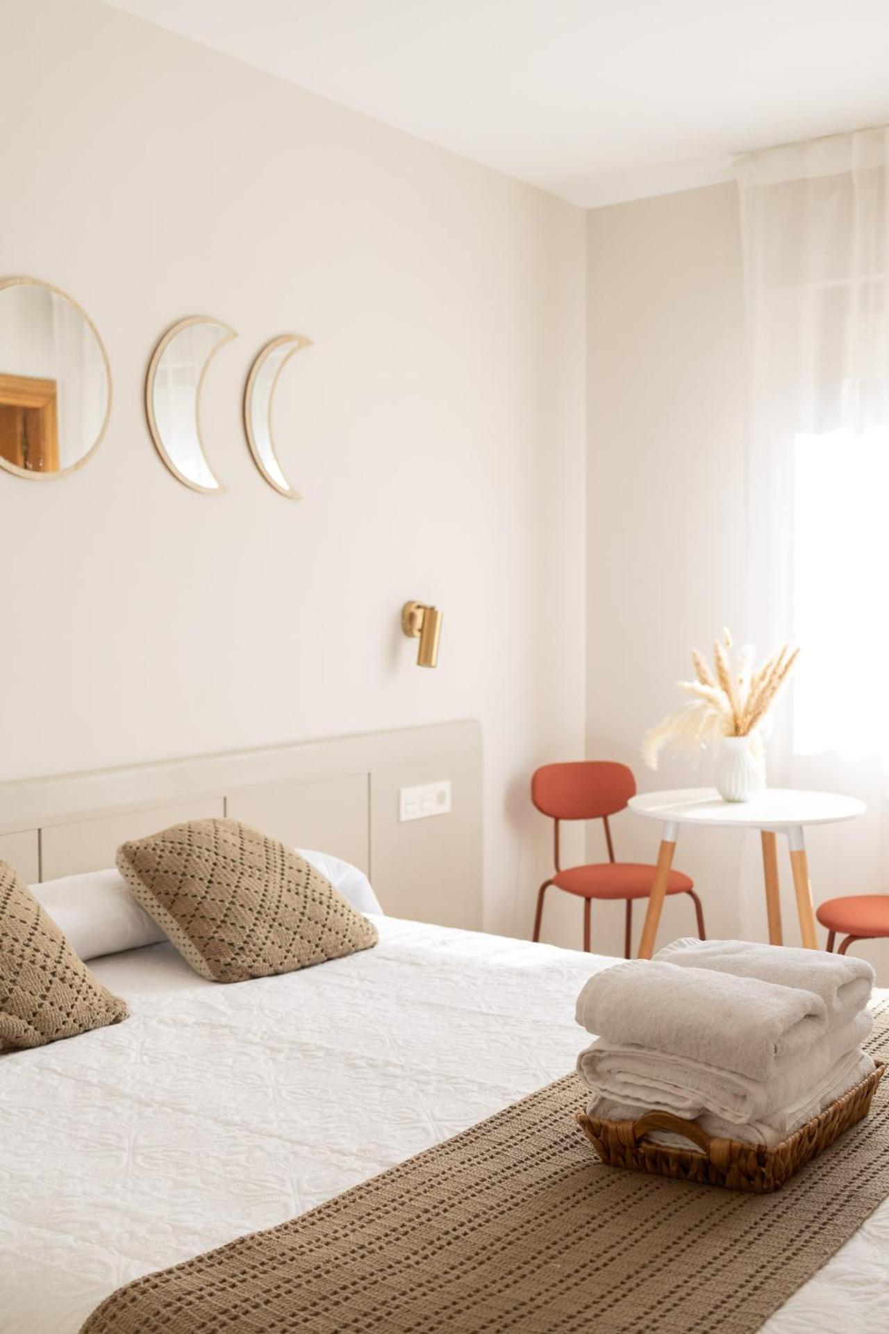 Hostal Lobrega Torrecilla en Cameros Εξωτερικό φωτογραφία