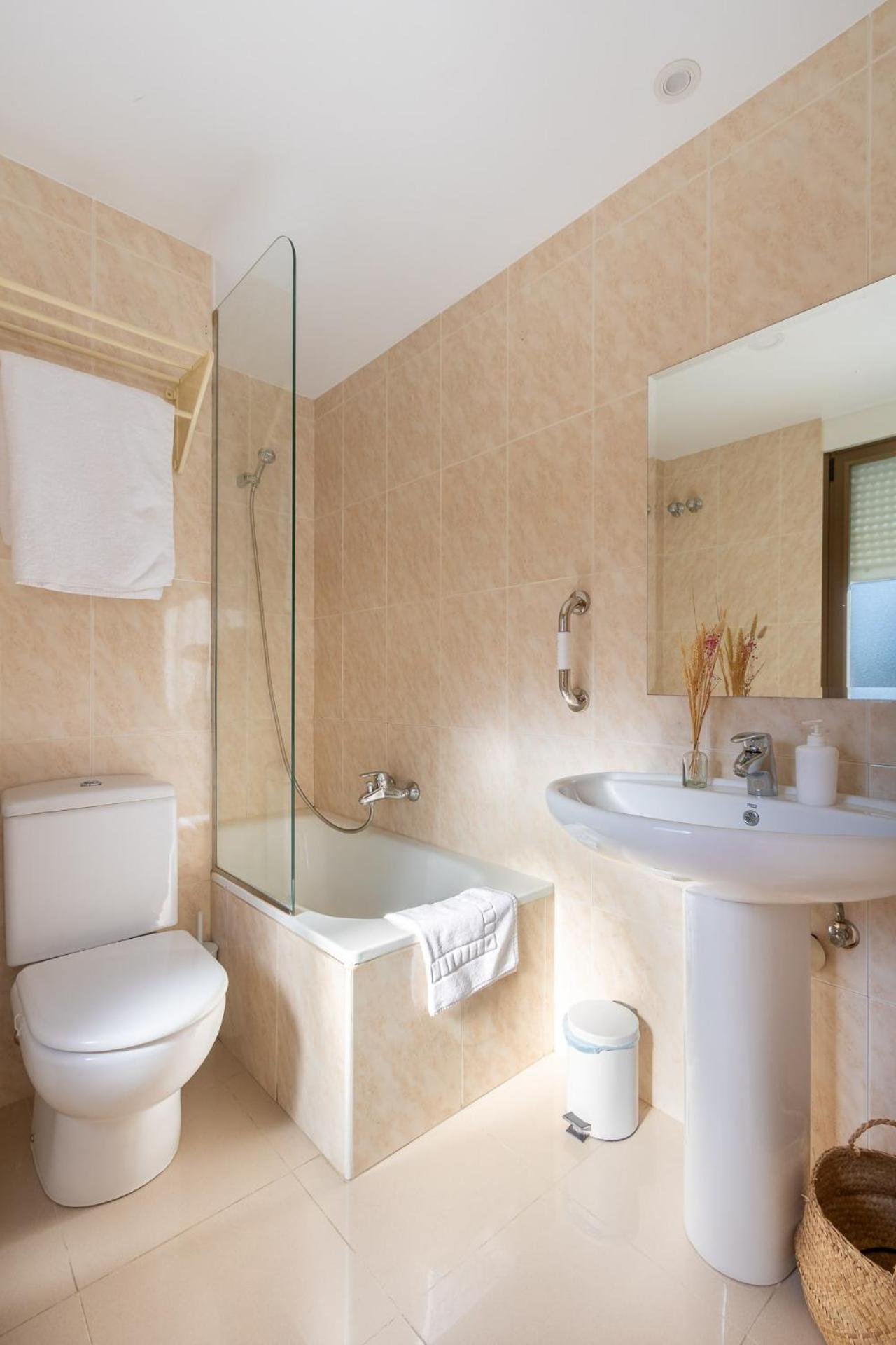 Hostal Lobrega Torrecilla en Cameros Εξωτερικό φωτογραφία