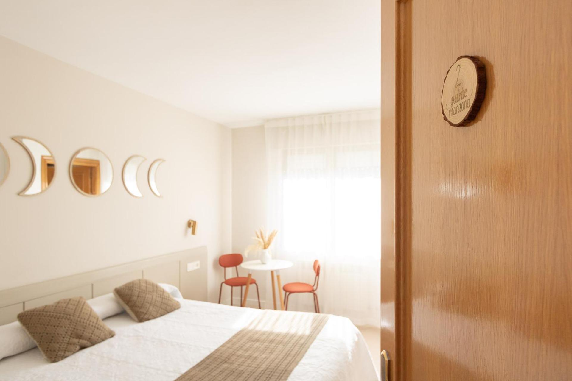 Hostal Lobrega Torrecilla en Cameros Εξωτερικό φωτογραφία